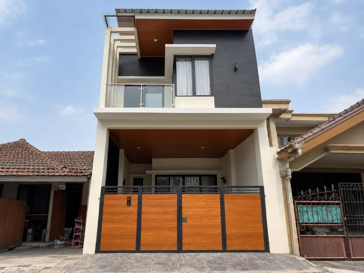 Rumah jadi: rumah Mr Fr, Bekasi